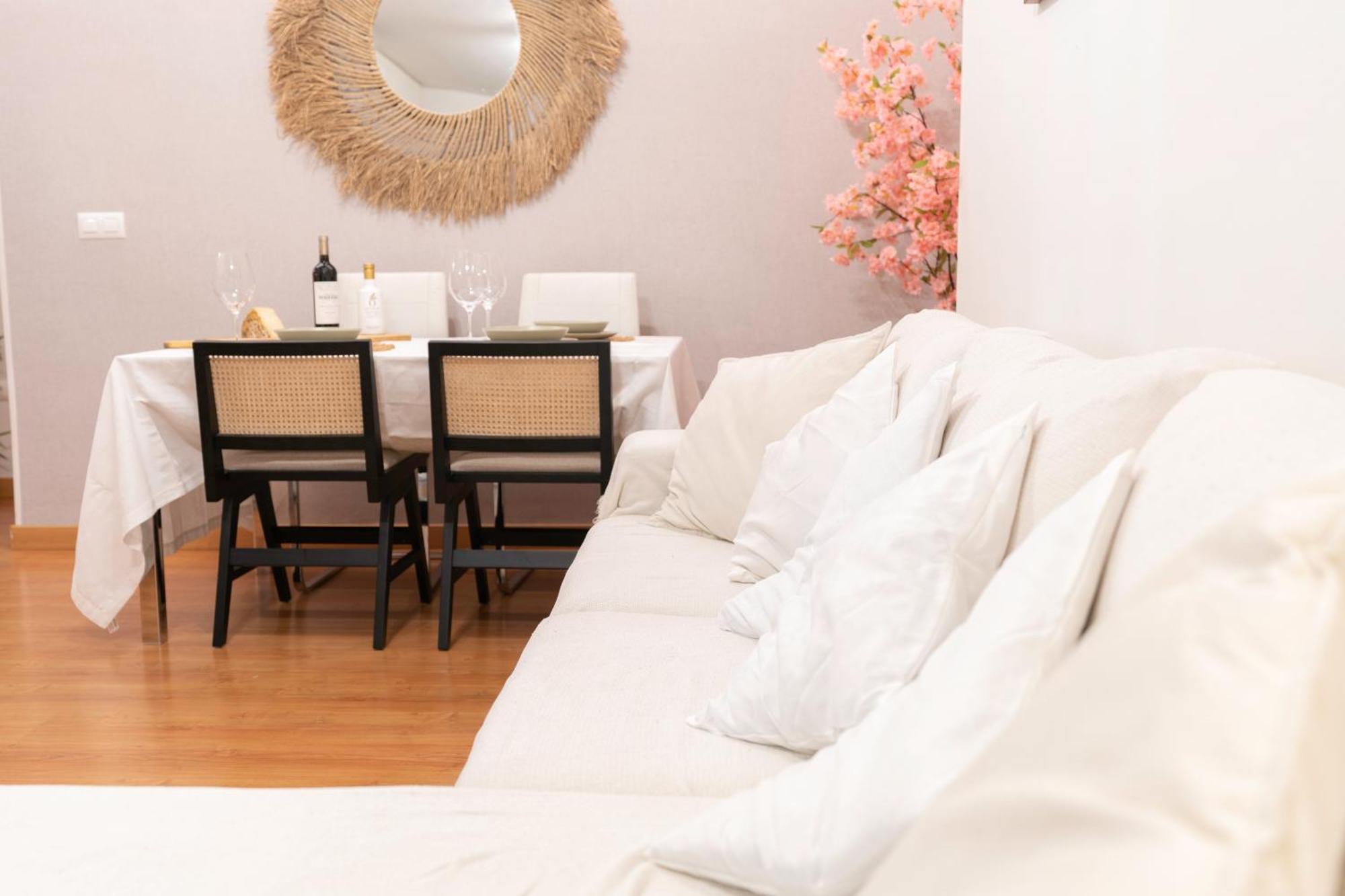 Urban Bliss, Precioso Apartamento A 6 Kms De Granada Centro Churriana de la Vega エクステリア 写真